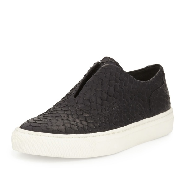 Vince Shoes - Vince 🐍 Nelson black python embossed slip on